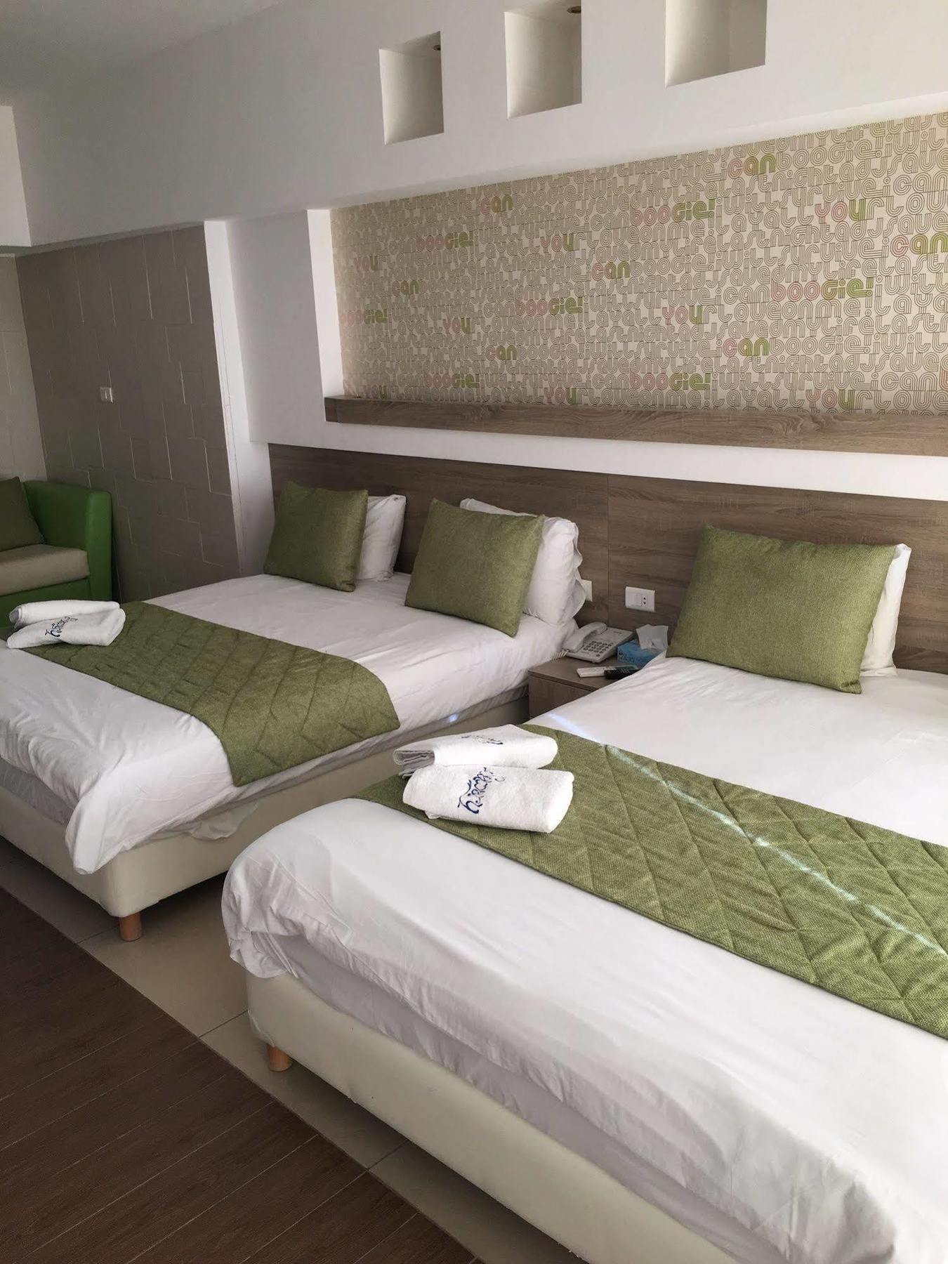 Sawary Beach Hotel Batroûn Eksteriør bilde