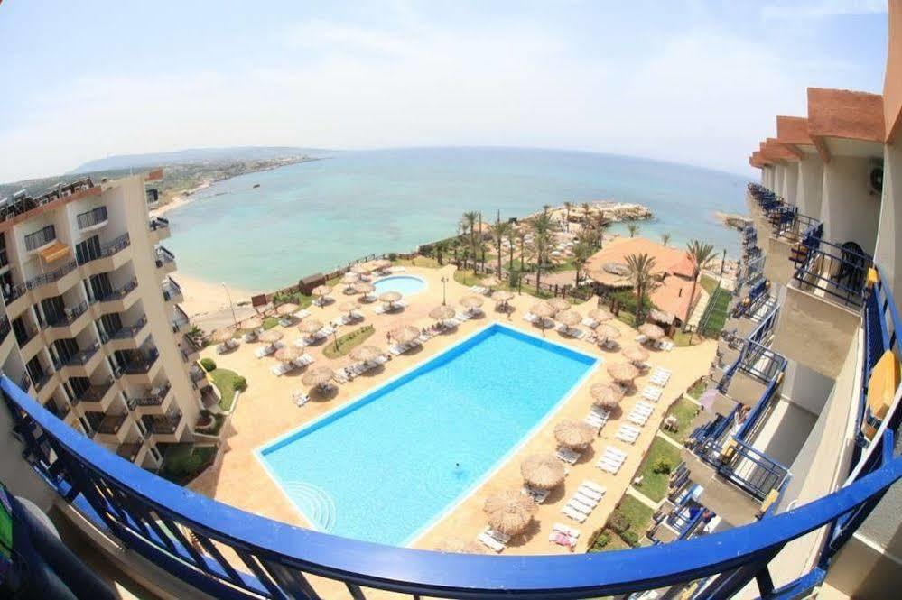 Sawary Beach Hotel Batroûn Eksteriør bilde